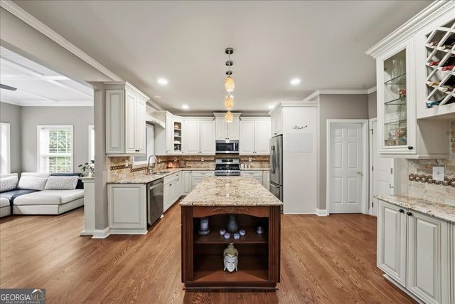 4030 Suwanee Bend Drive, Suwanee, GA 30024