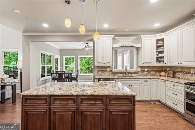4030 Suwanee Bend Drive, Suwanee, GA 30024