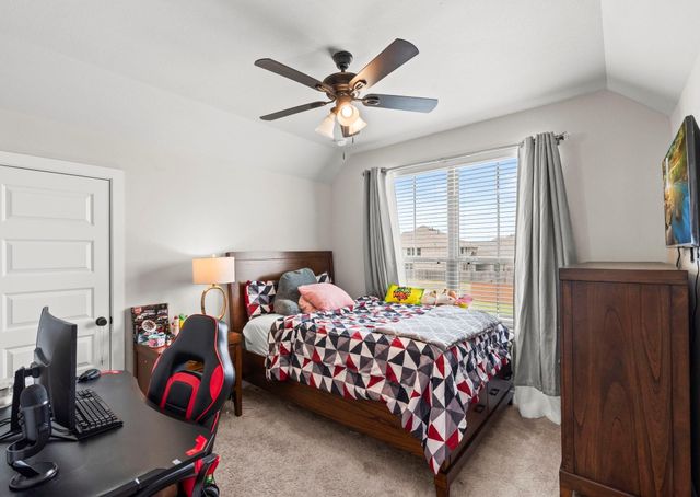 2122 Lierna Drive, Texas City, TX 77568