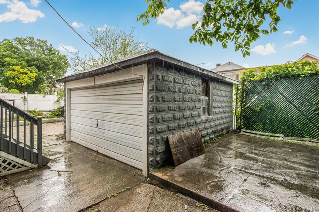 2810 Harrington Avenue, Bronx, NY 10461