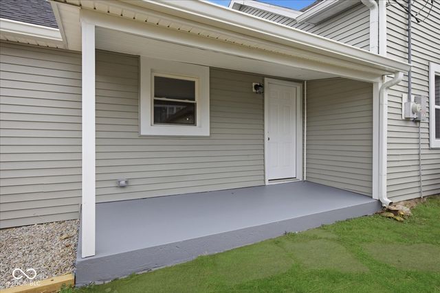 154 W Hendricks Street, Shelbyville, IN 46176