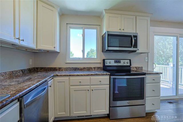 1403 Moondust Court, Miamisburg, OH 45342