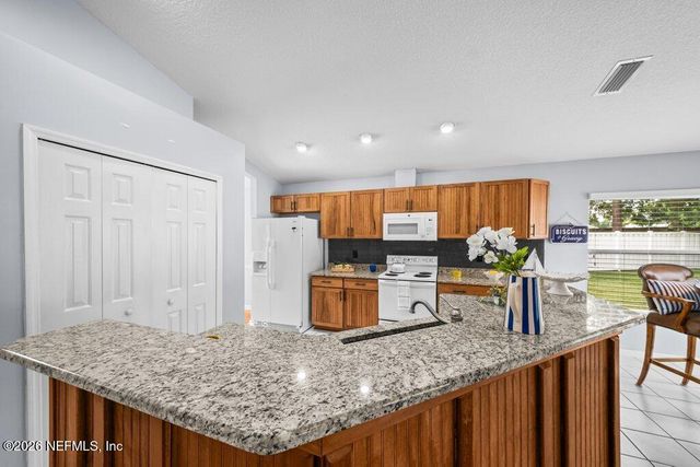 2109 PEBBLE CREEK Lane, Fleming Island, FL 32003