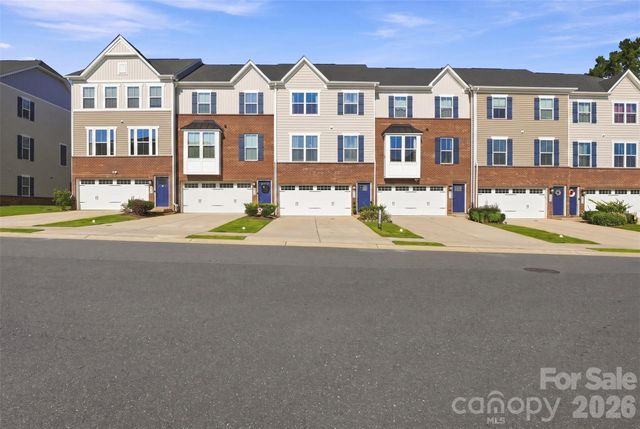 2586 Grantham Place Drive, Fort Mill, SC 29715