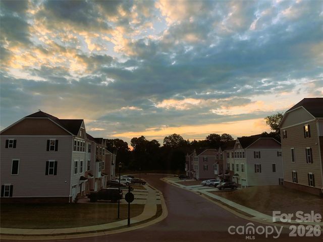 2586 Grantham Place Drive, Fort Mill, SC 29715