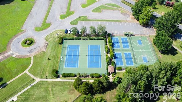 2586 Grantham Place Drive, Fort Mill, SC 29715