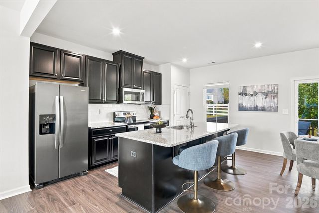 2586 Grantham Place Drive, Fort Mill, SC 29715