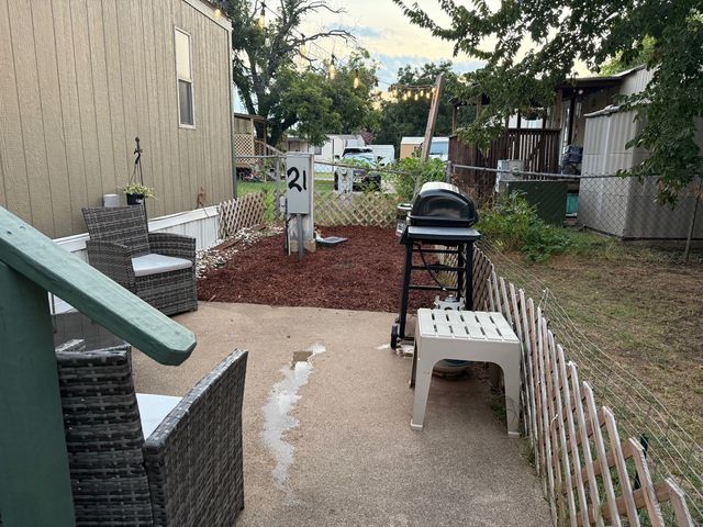2104 Ferndale Lane, Arlington, TX 76006
