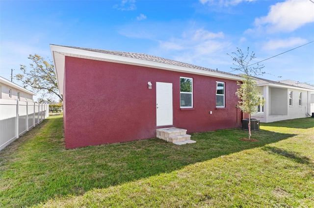 8312 40TH STREET N, Pinellas Park, FL 33781