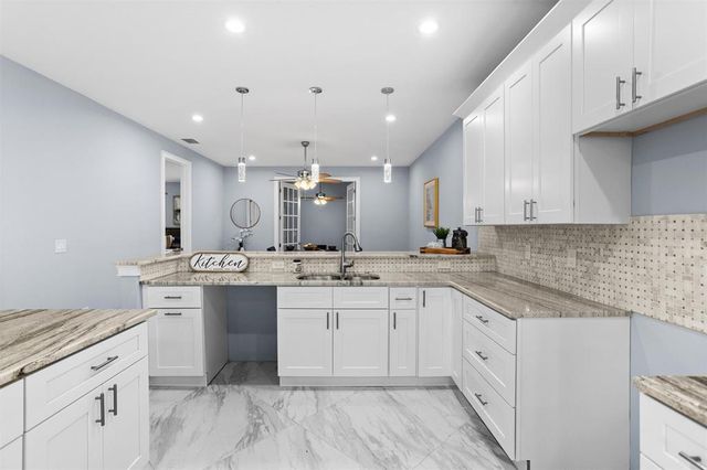8312 40TH STREET N, Pinellas Park, FL 33781
