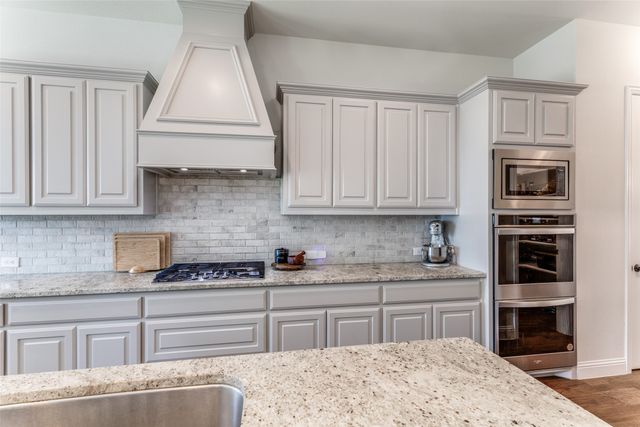 1221 Collett Sublett Road, Kennedale, TX 76060