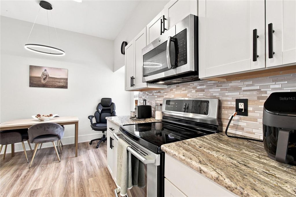 Image 12 of property listing at 7736 MARBELLA CREEK AVENUE, Tampa, FL 33615