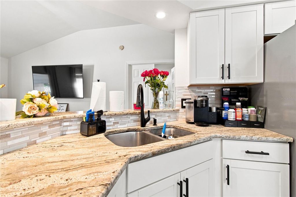 Image 13 of property listing at 7736 MARBELLA CREEK AVENUE, Tampa, FL 33615