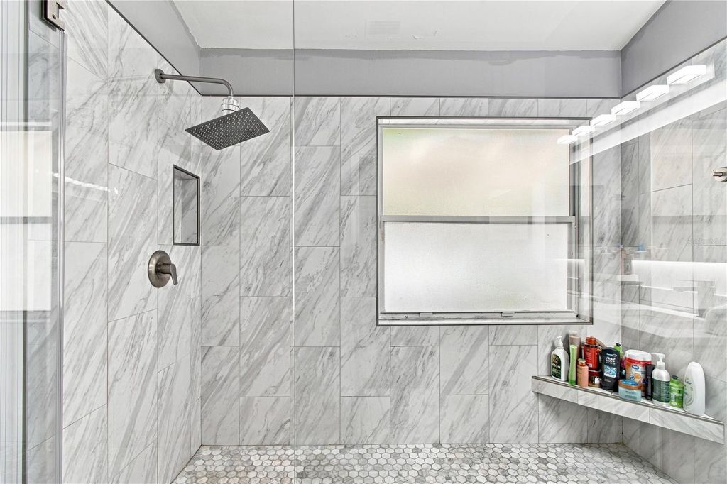 Image 34 of property listing at 7736 MARBELLA CREEK AVENUE, Tampa, FL 33615