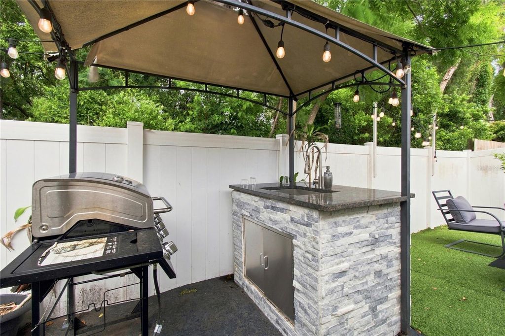 Image 64 of property listing at 7736 MARBELLA CREEK AVENUE, Tampa, FL 33615