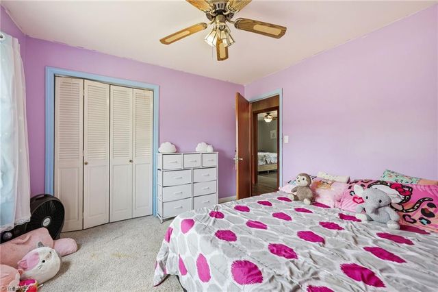 6135 Stanleyville Drive, Rural Hall, NC 27045