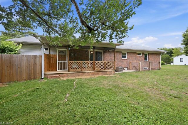 6135 Stanleyville Drive, Rural Hall, NC 27045