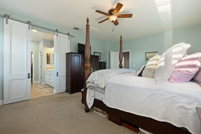 2555 Morgan St, Oakdale, CA 95361