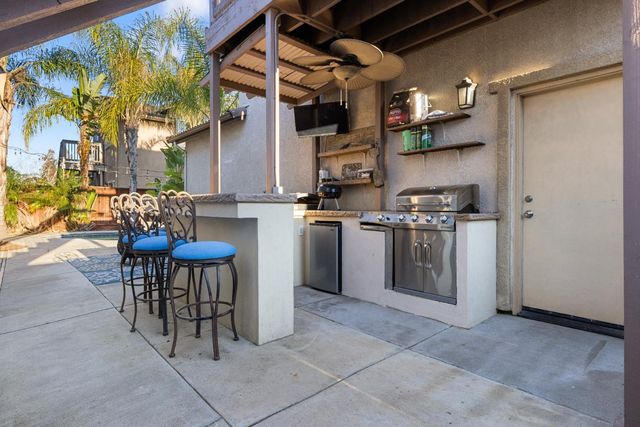 2555 Morgan St, Oakdale, CA 95361