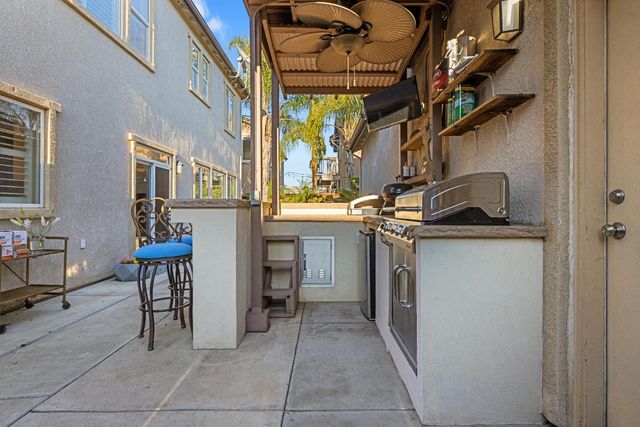 2555 Morgan St, Oakdale, CA 95361