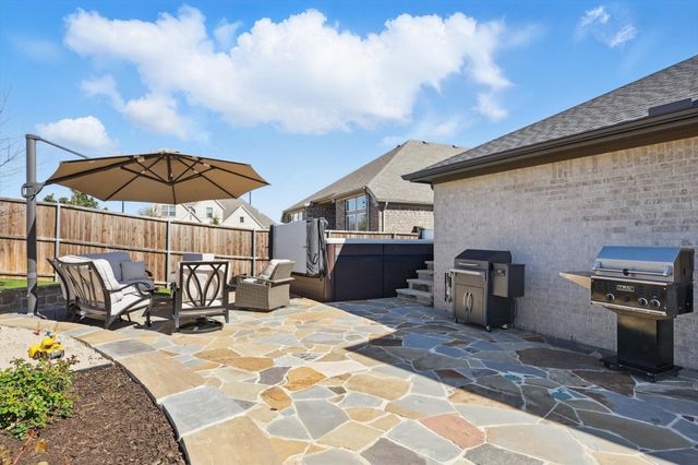 204 Big Sky Circle, Northlake, TX 76226