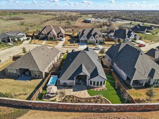 204 Big Sky Circle, Northlake, TX 76226
