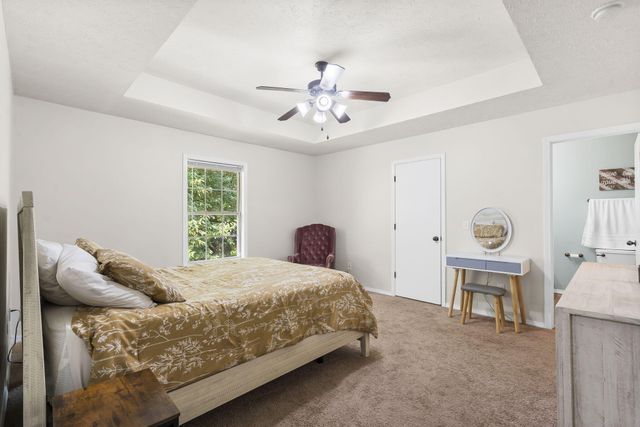 1135 W Broad Street, Republic, MO 65738