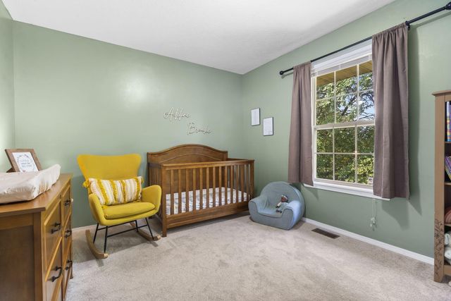 1135 W Broad Street, Republic, MO 65738