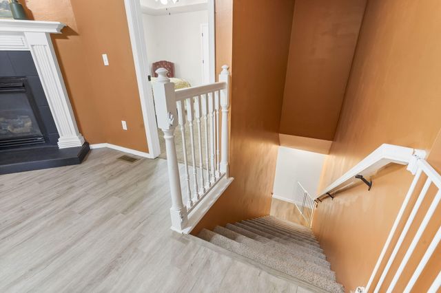 1135 W Broad Street, Republic, MO 65738