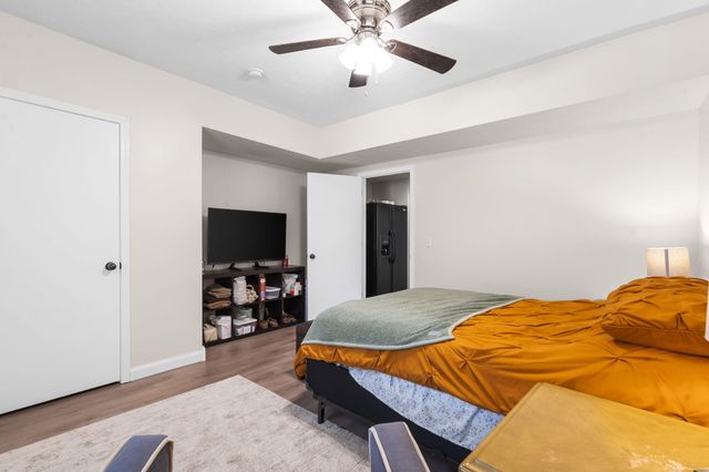 1135 W Broad Street, Republic, MO 65738