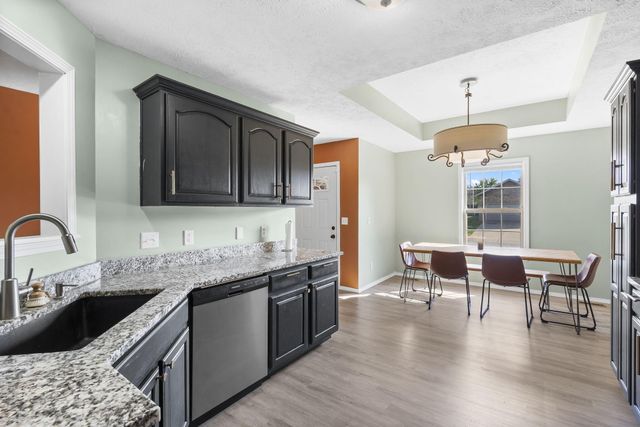 1135 W Broad Street, Republic, MO 65738