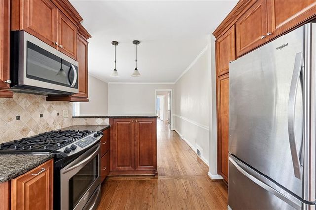 1846 fernwood NW Road, Atlanta, GA 30318