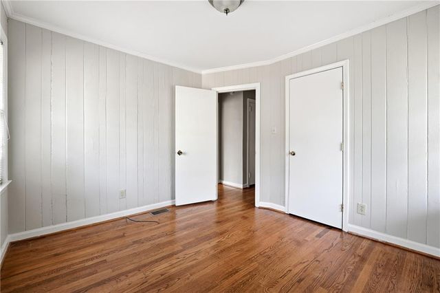 1846 fernwood NW Road, Atlanta, GA 30318