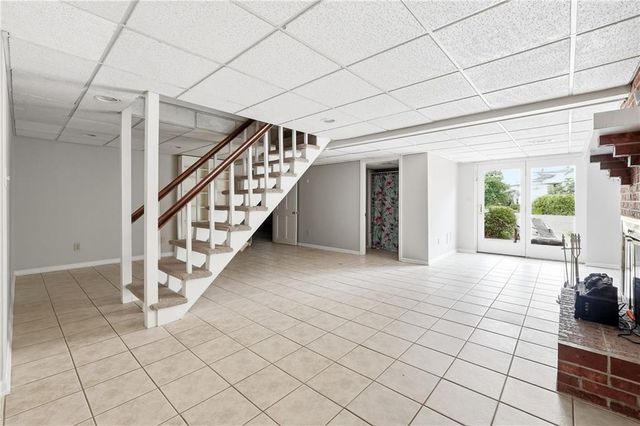 1846 fernwood NW Road, Atlanta, GA 30318