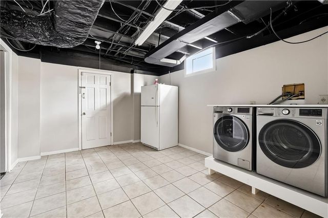 1846 fernwood NW Road, Atlanta, GA 30318