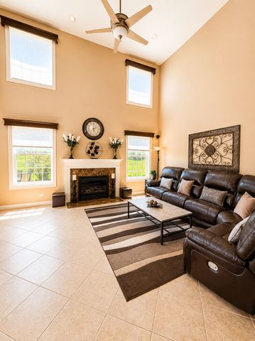 11 Harrington Court, Hawthorn Woods, IL 60047