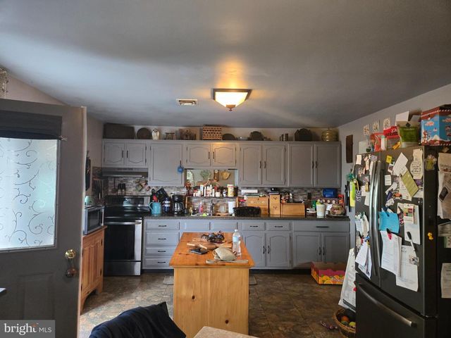 128 DEER DR, Jonestown, PA 17038