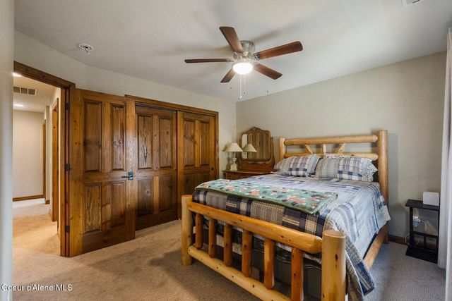 1268 E Woodstone Ct, Hayden, ID 83835