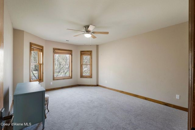 1268 E Woodstone Ct, Hayden, ID 83835