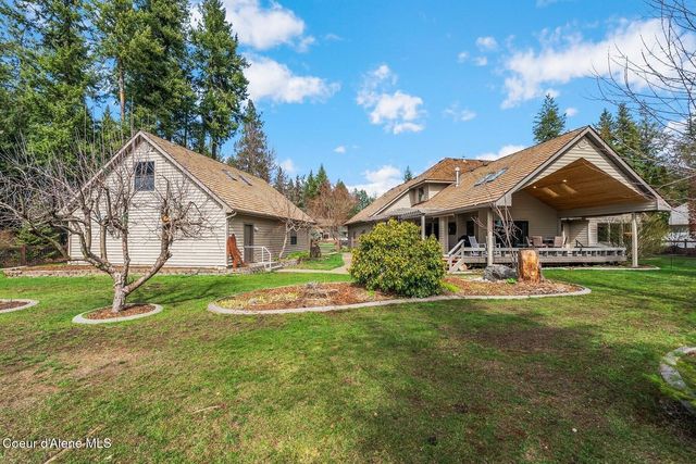 1268 E Woodstone Ct, Hayden, ID 83835