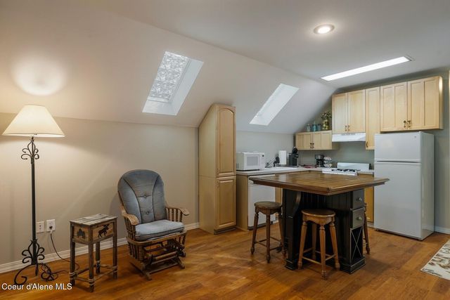 1268 E Woodstone Ct, Hayden, ID 83835