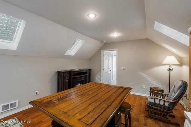 1268 E Woodstone Ct, Hayden, ID 83835