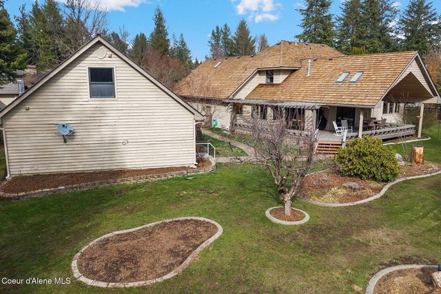 1268 E Woodstone Ct, Hayden, ID 83835