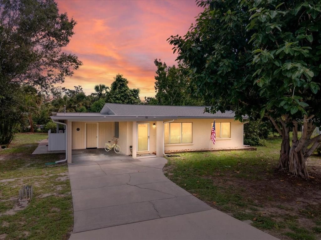 912 HAMPTON ROAD, Nokomis, FL 34275