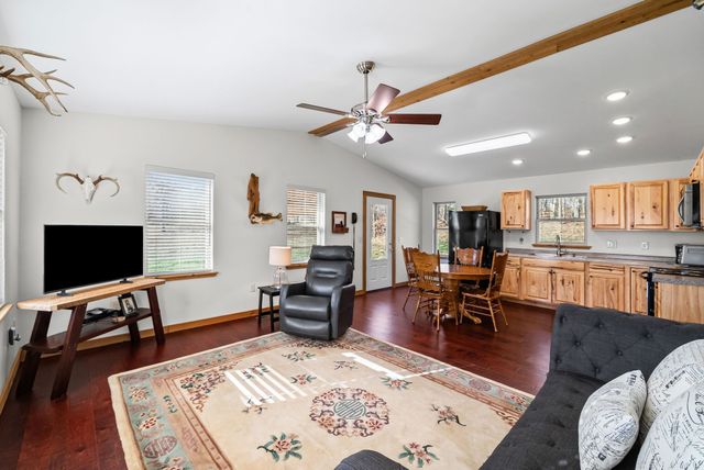 959 Herman Adams Rd, Cumberland City, TN 37050