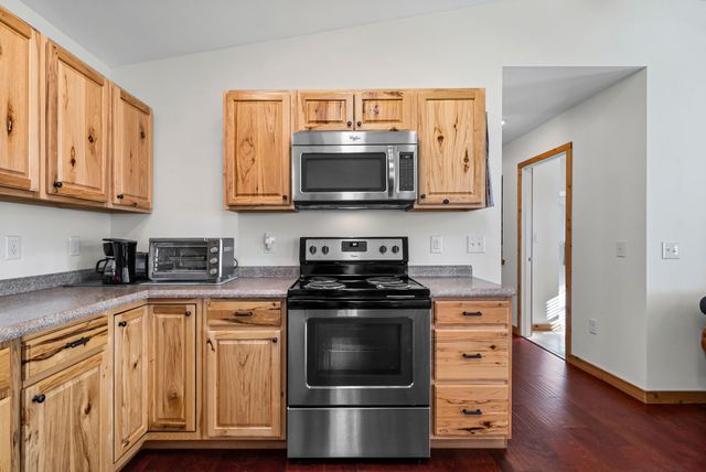 959 Herman Adams Rd, Cumberland City, TN 37050