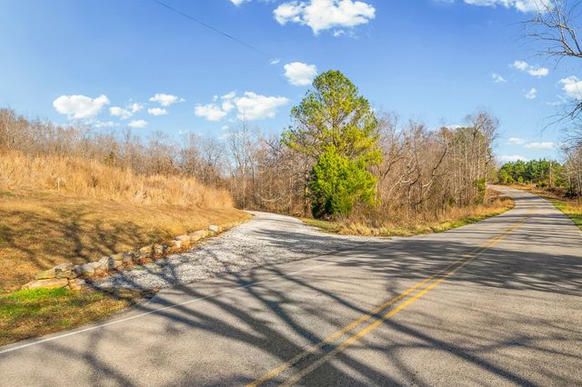 959 Herman Adams Rd, Cumberland City, TN 37050