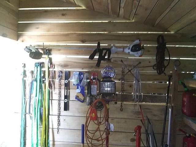 959 Herman Adams Rd, Cumberland City, TN 37050