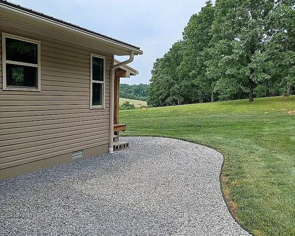 959 Herman Adams Rd, Cumberland City, TN 37050