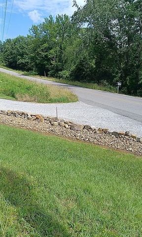 959 Herman Adams Rd, Cumberland City, TN 37050